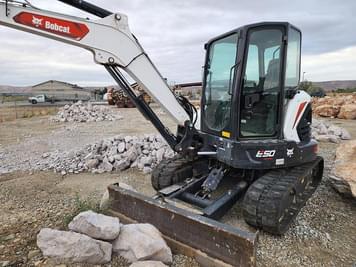 Main image Bobcat E50
