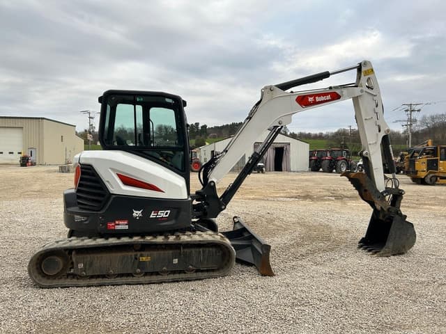 Image of Bobcat E50 equipment image 4