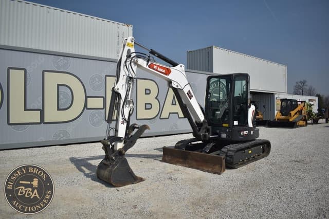 Image of Bobcat E50R2 equipment image 2