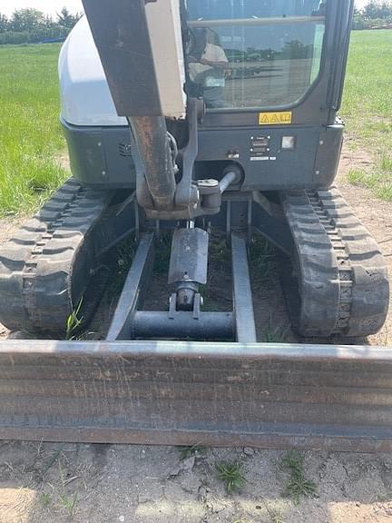 Image of Bobcat E60 equipment image 2