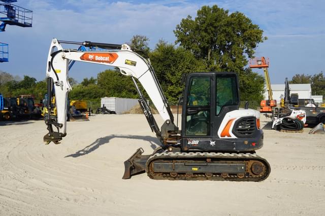 Image of Bobcat E88 equipment image 1
