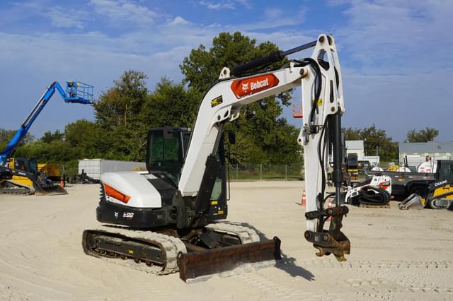 Image of Bobcat E88 equipment image 4