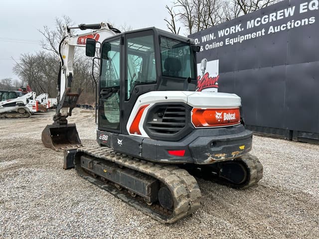 Image of Bobcat E88 equipment image 1
