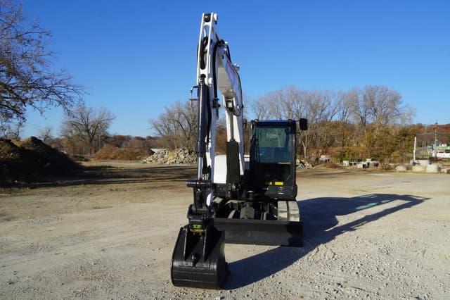 Image of Bobcat E88 equipment image 3