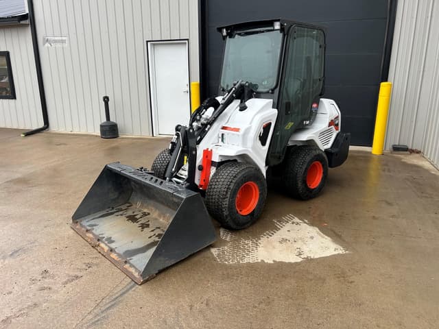 Image of Bobcat L28 equipment image 2