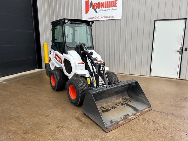 Image of Bobcat L28 equipment image 3