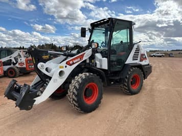 Main image Bobcat L65