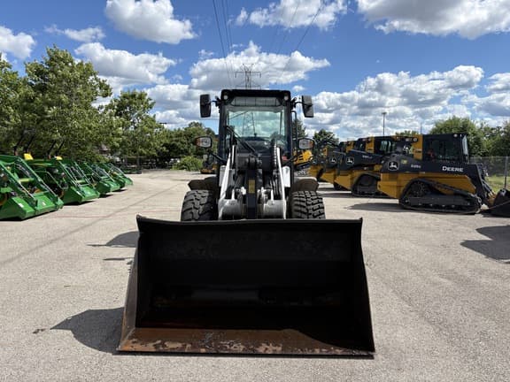Image of Bobcat L85 equipment image 1