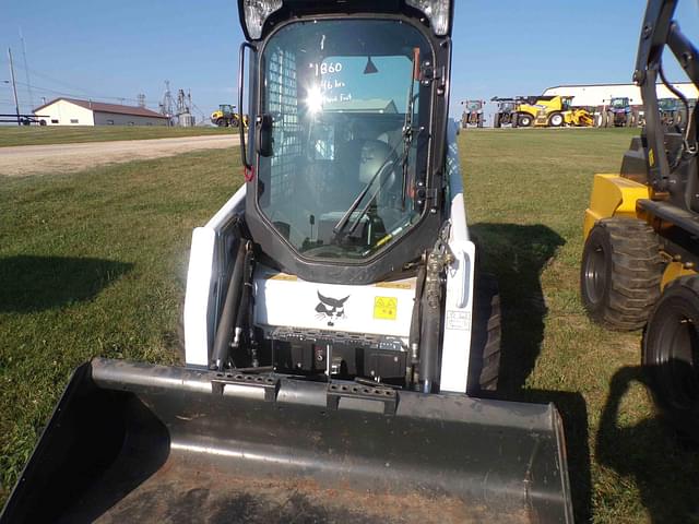 Image of Bobcat S450 equipment image 2