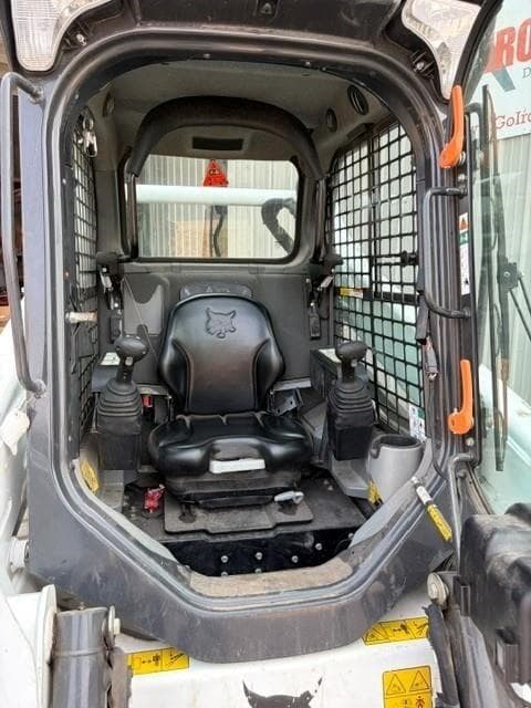 Image of Bobcat S590 equipment image 4