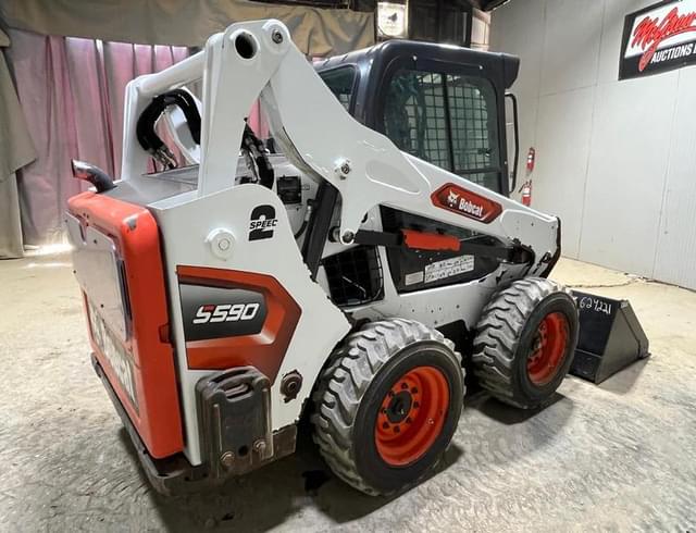 Image of Bobcat S590 equipment image 4