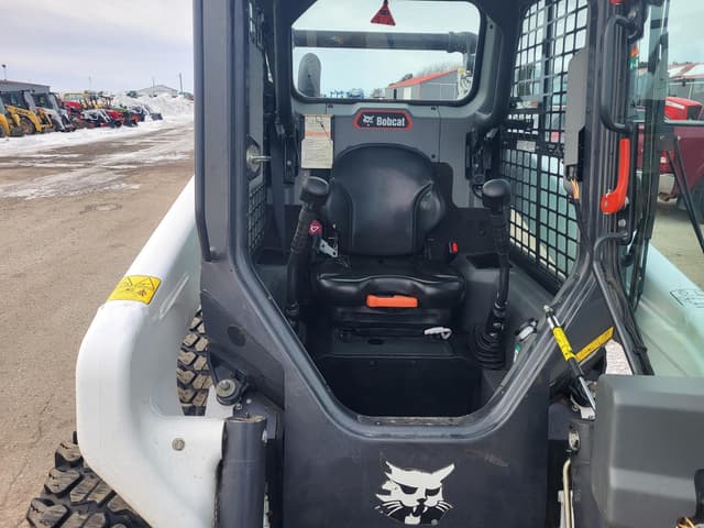 Image of Bobcat S64 equipment image 3