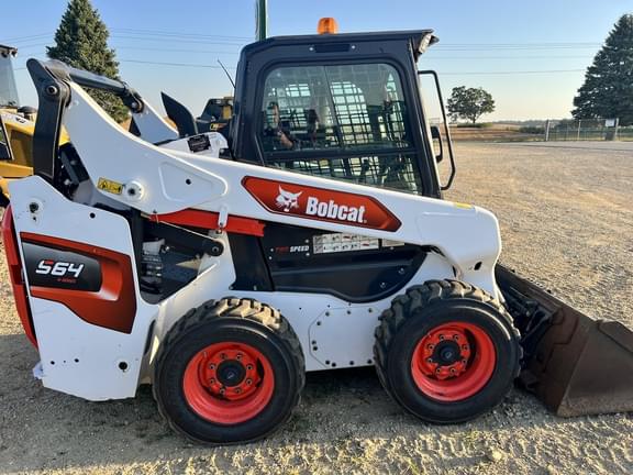 Image of Bobcat S64 equipment image 2