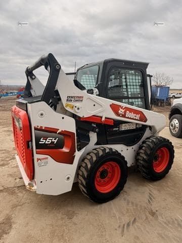 Image of Bobcat S64 equipment image 2