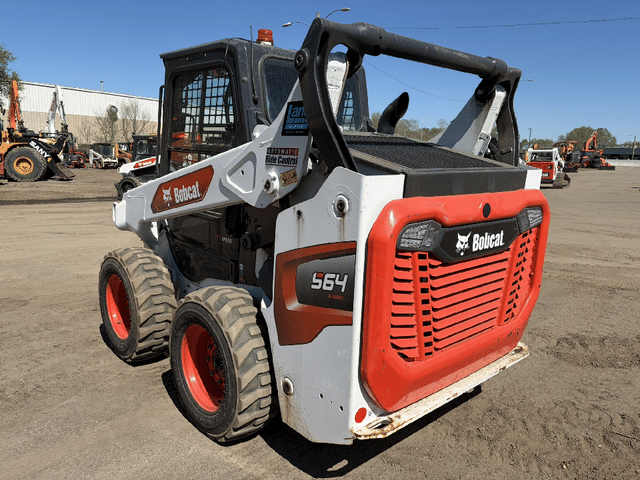 Image of Bobcat S64 equipment image 3