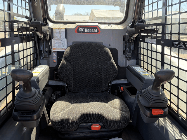 Image of Bobcat S64 equipment image 1