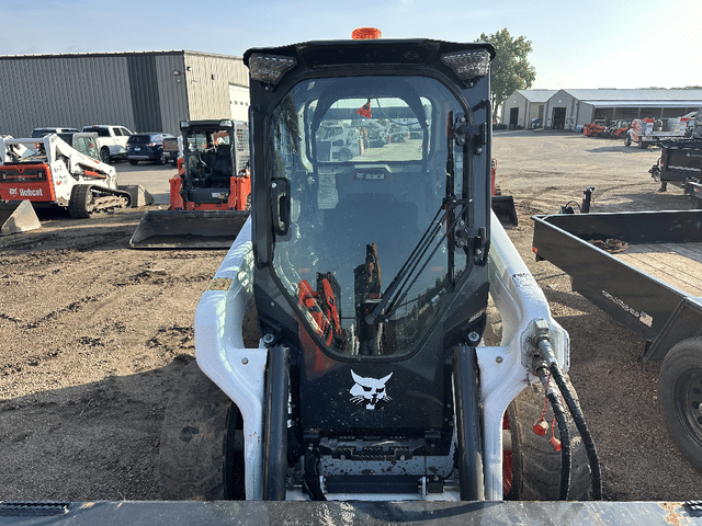 Image of Bobcat S66 equipment image 2