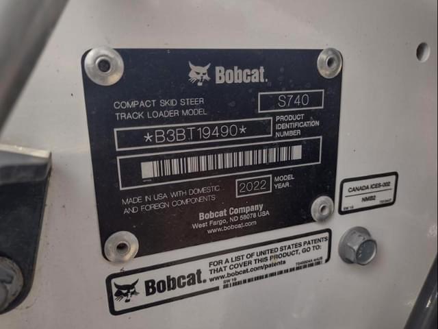 Image of Bobcat S740 equipment image 4