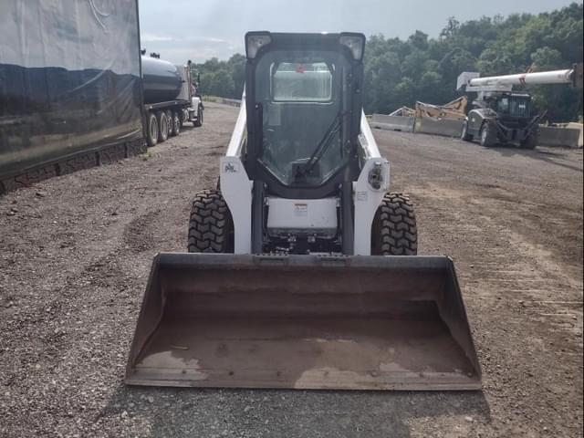 Image of Bobcat S740 equipment image 1