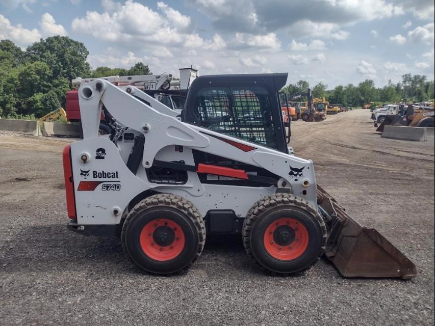 Image of Bobcat S740 Primary image