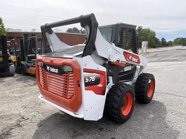 Image of Bobcat S76 equipment image 4