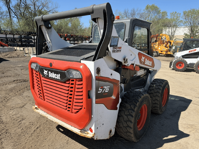 Image of Bobcat S76 equipment image 3