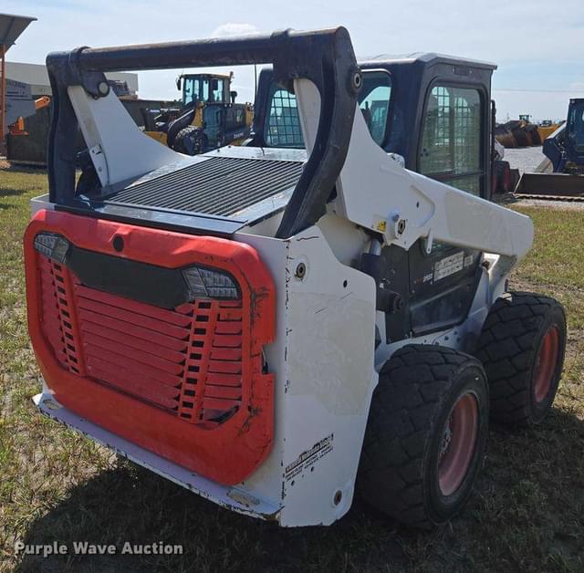 Image of Bobcat S76 equipment image 4