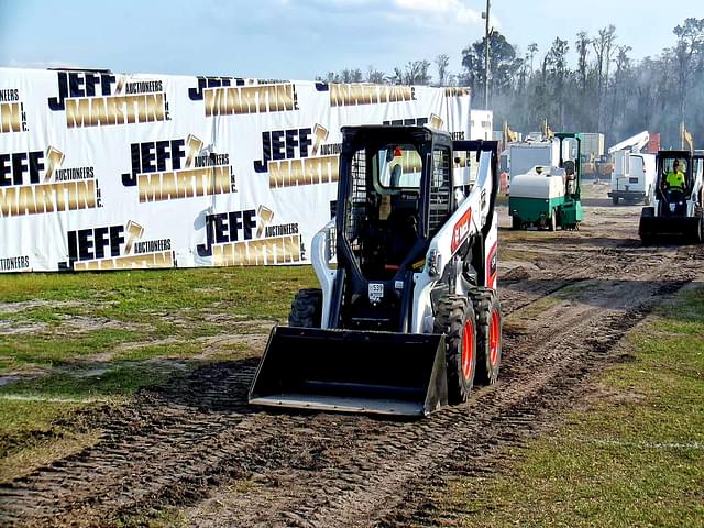 Image of Bobcat S76 equipment image 1