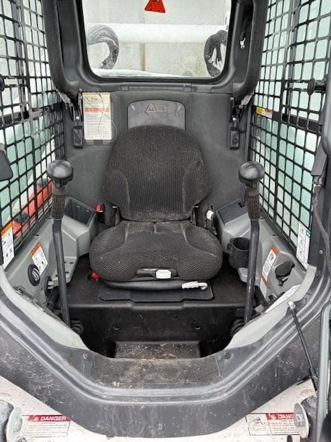 Image of Bobcat S770 equipment image 4