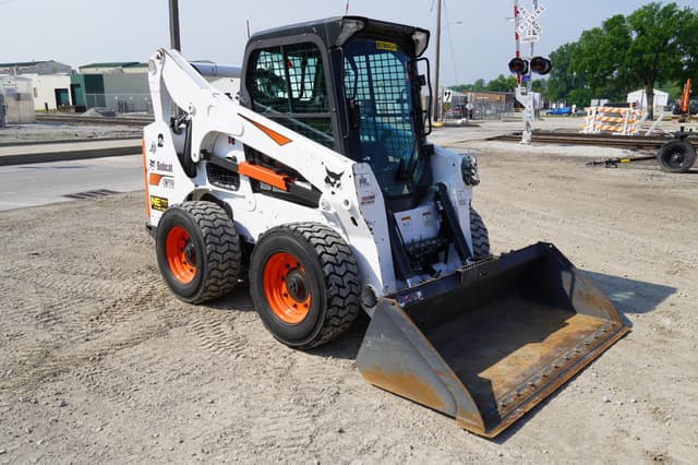 Image of Bobcat S770 equipment image 3