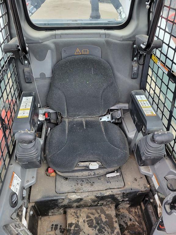 Image of Bobcat S770 equipment image 4