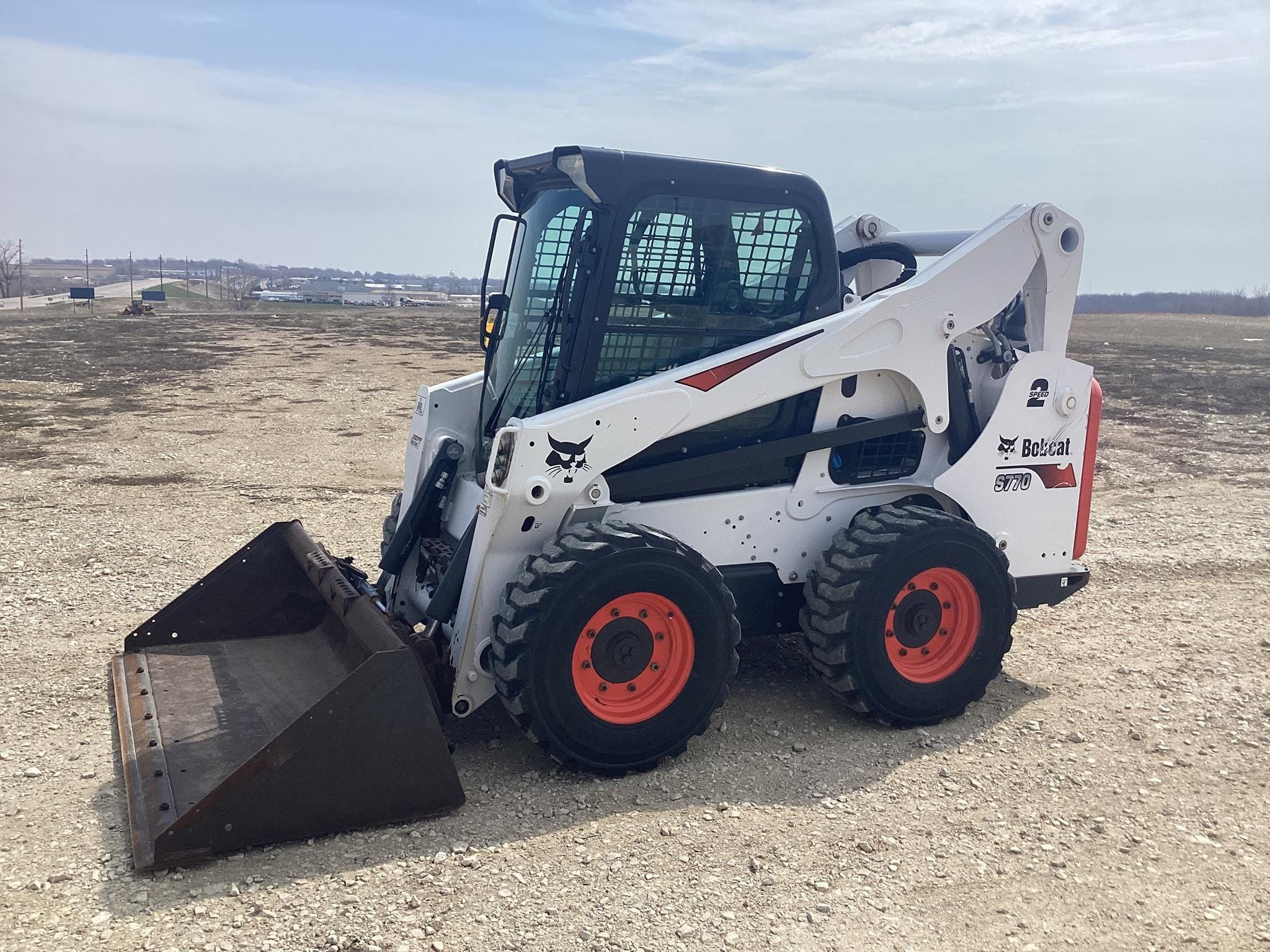2022 Bobcat S770 Equipment Image0