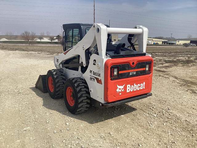 Image of Bobcat S770 equipment image 3