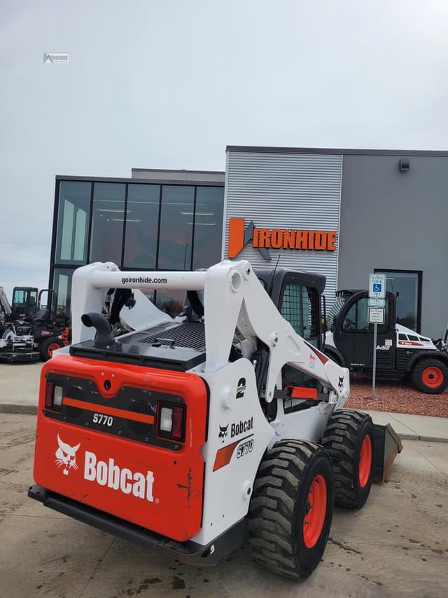 Image of Bobcat S770 equipment image 2