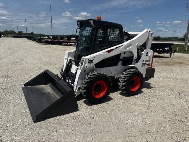 Image of Bobcat S770 equipment image 2