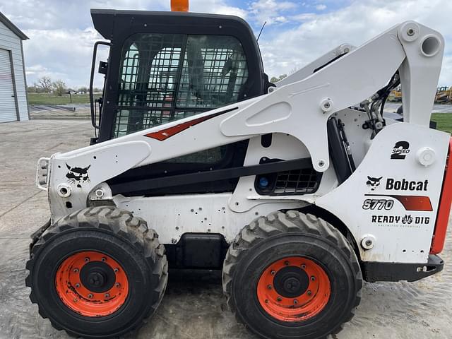 Image of Bobcat S770 equipment image 4
