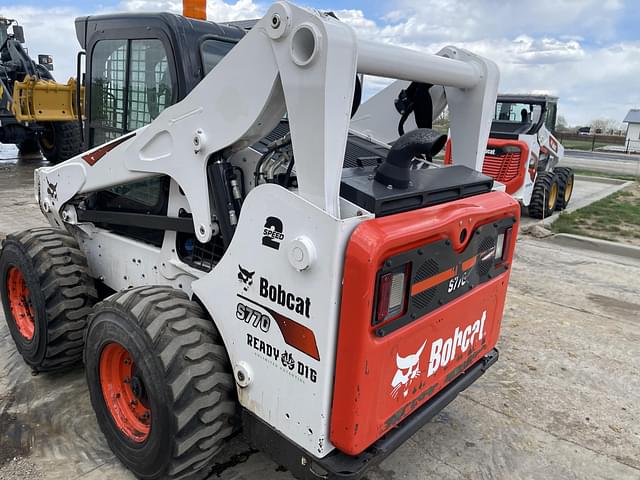 Image of Bobcat S770 equipment image 3