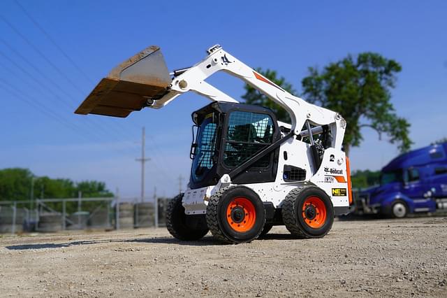 Image of Bobcat S770 equipment image 2