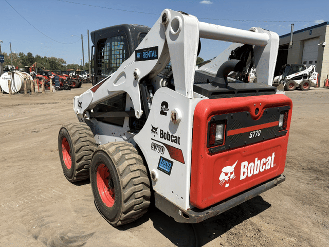 Image of Bobcat S770 equipment image 1