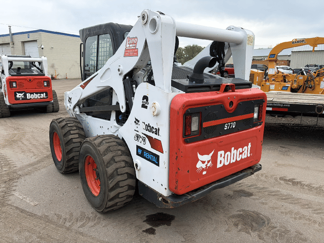 Image of Bobcat S770 equipment image 2