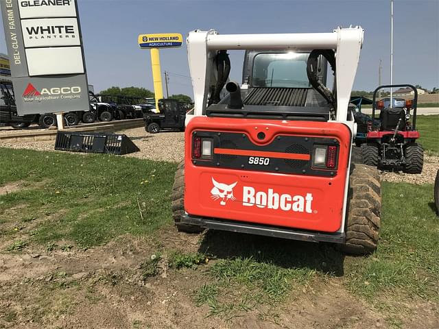 Image of Bobcat S850 equipment image 4