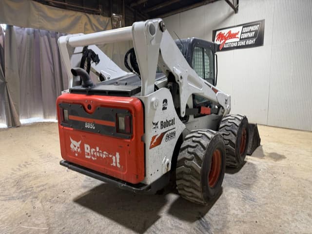 Image of Bobcat S850 equipment image 4