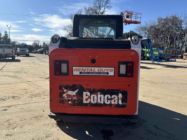 Image of Bobcat T450 equipment image 2