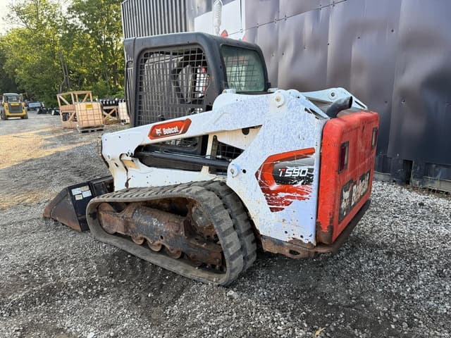 Image of Bobcat T550 equipment image 1