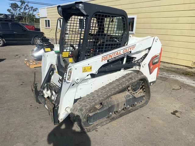 Image of Bobcat T550 equipment image 2