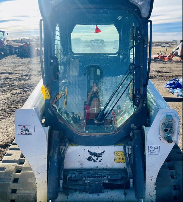 Image of Bobcat T550 equipment image 3