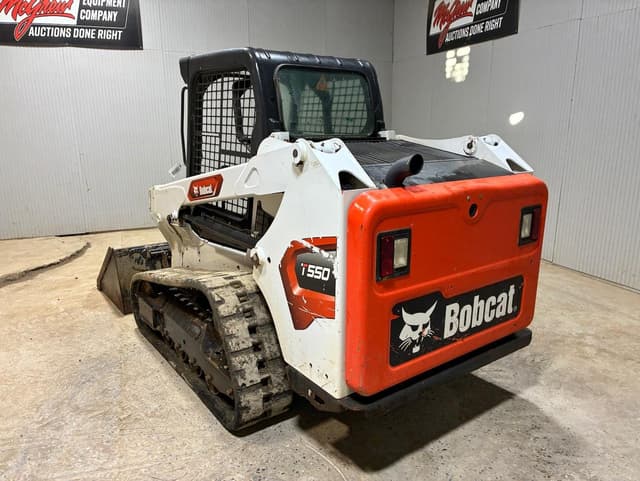 Image of Bobcat T550 equipment image 2
