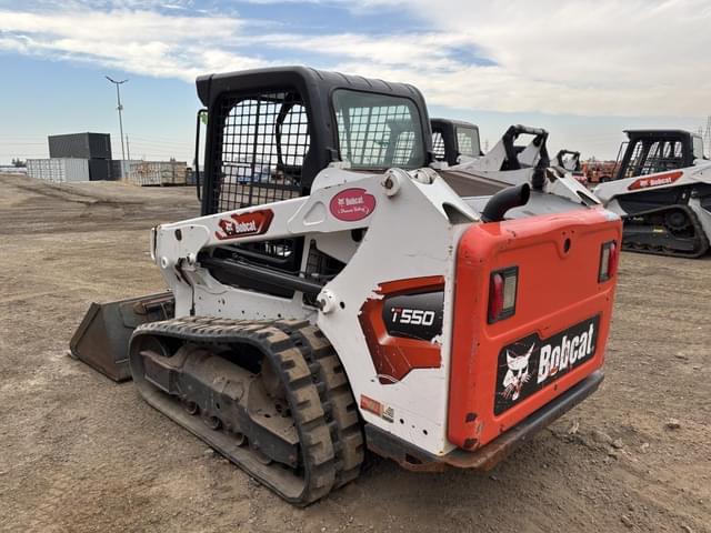 Image of Bobcat T550 equipment image 3