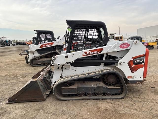 Image of Bobcat T550 equipment image 4