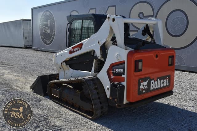Image of Bobcat T595 equipment image 3